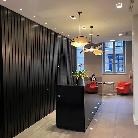 Grand De Hotel Castres (Tarn)