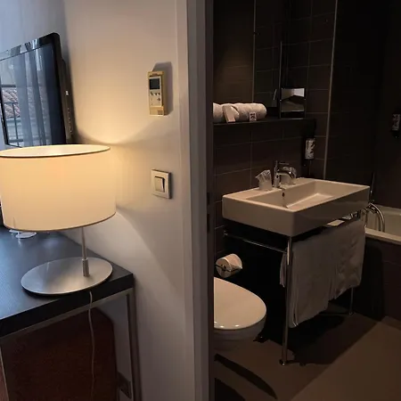 Grand De 4*