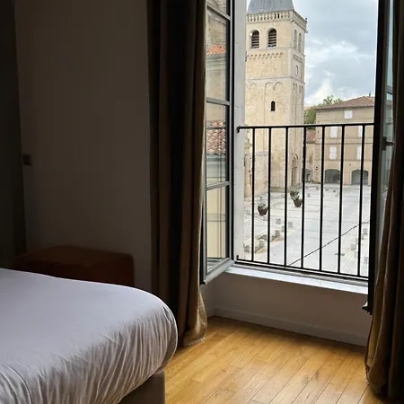 Grand De Hotel Castres (Tarn)