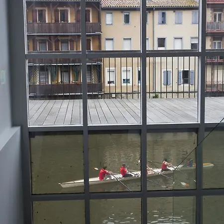 Grand De Hotel Castres (Tarn)