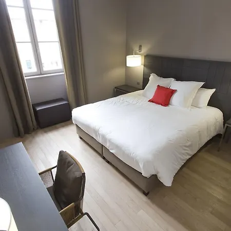 Grand De Castres Отель 4*