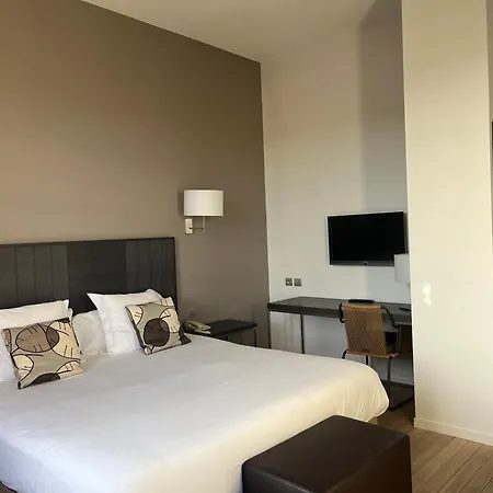 Grand De Castres 4* Castres (Tarn)