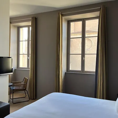 Grand De Castres 4*