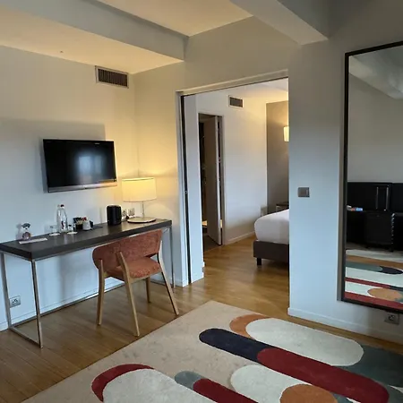Western Grand De 4*