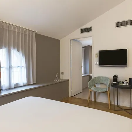 Western Grand De Castres (Tarn)