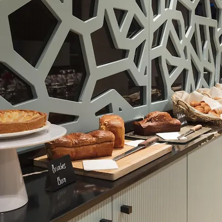Western Grand De Hotel 4*
