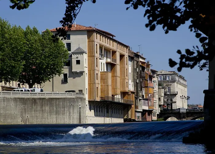 Grand De Hotel Castres (Tarn)
